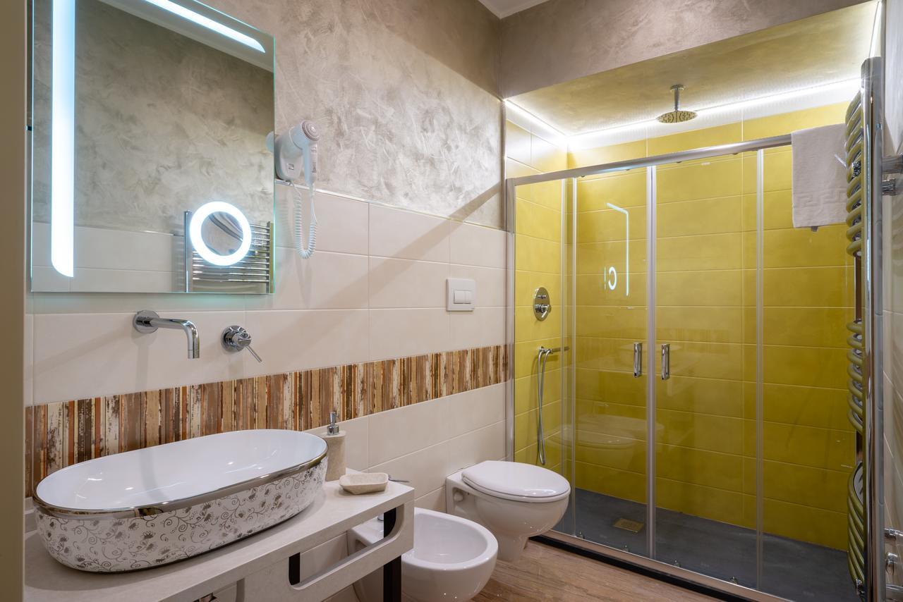 Villa Domus Salento Suites & Rooms Con Parcheggio Privato In Loco Lecce Kültér fotó