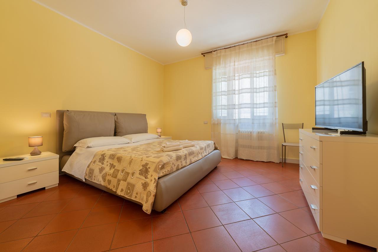 Villa Domus Salento Suites & Rooms Con Parcheggio Privato In Loco Lecce Kültér fotó